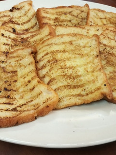 பிரெட் ஸ்வீட் டோஸ்ட் ( Bread sweet toast Recipe in Tamil செய்முறை முக்கிய புகைப்படம்