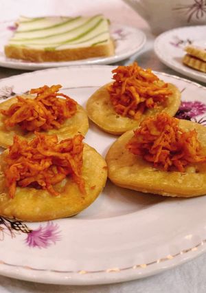 केरी का हींग अचार (Keri ka hing achar recipe in Hindi) रेसिपी मुख्य फोटो