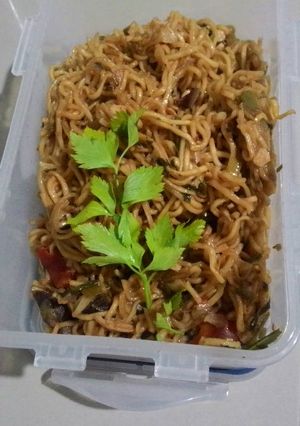 Foto resep Mie goreng daging * simple bekal kantor