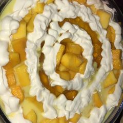 A picture of Creamy mango delight.