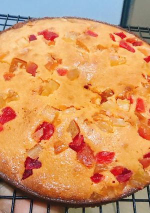 A picture of Fruit cake.