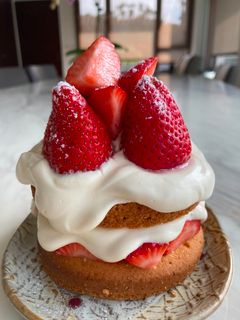 不害怕失敗的草莓鮮奶油裸蛋糕 的食譜成品照片