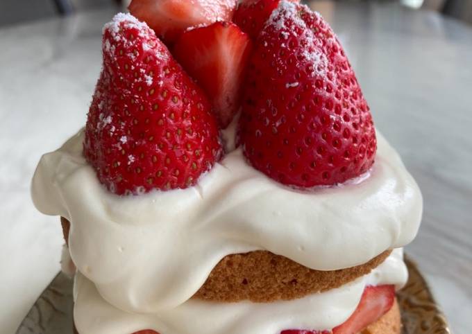 不害怕失敗的草莓鮮奶油裸蛋糕 食譜成品照片