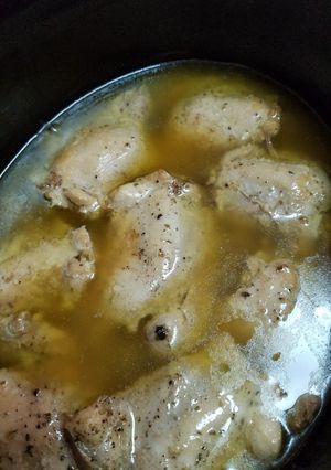 A picture of Slow Cooker Bronx Lemon Butter Chicken.