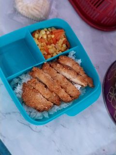 Foto resep Ide bekal chiken katsu ala emak2