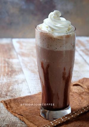 Foto resep Chocolate Banana Milkshake