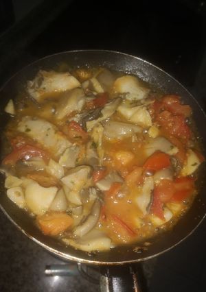 Foto principal de Setas con ajos y tomates