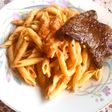 Masa corta (Penne) con salsa de rocoto