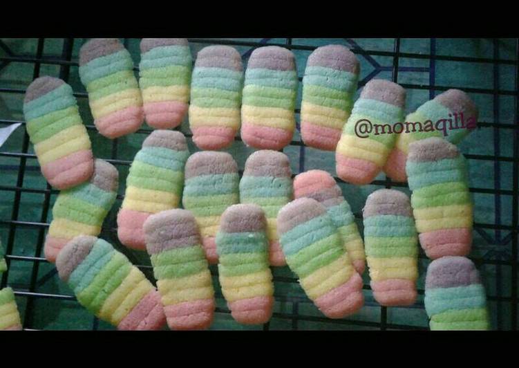 Lidah kucing pelangi putih telur