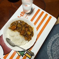 A picture of Chicken Curry 🍎🍯.