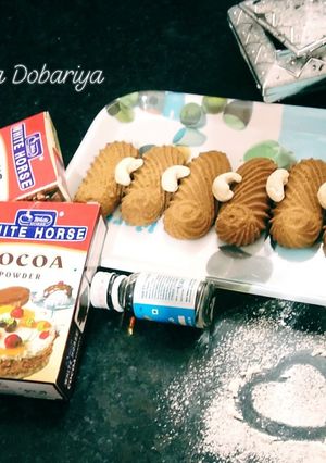 ચોકલેટ કુકીઝ(Chocolate Cookies Recipe in Gujarati) રેસીપી મુખ્ય ફોટો