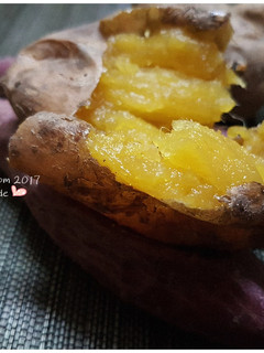 會出蜜a控韓吉(烤番薯)&奶油地瓜燒 的食譜成品照片