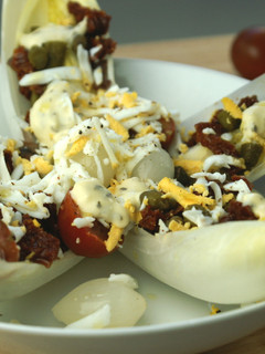Una foto de Ensalada de endivias con anchoas