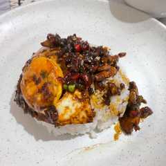 Nasi Telur Pontianak রেসিপির প্রধান ছবি