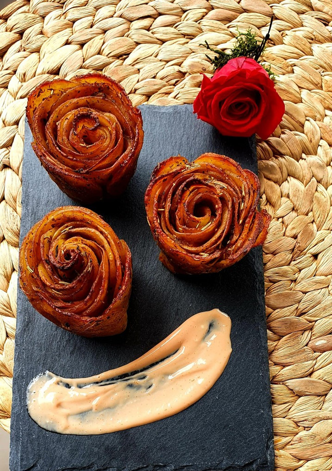 Una foto de Rosas de patata de Sant Jordi🌹