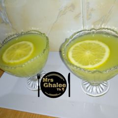 A picture of Cucumber ginger and orange juice.