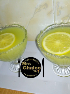 A picture of Cucumber ginger and orange juice.