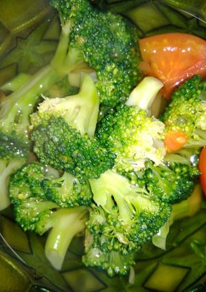 Foto resep Sayur bening brokoli untuk balita..🥦🥦🥦🥦🥦🥦🍅🍅🍅