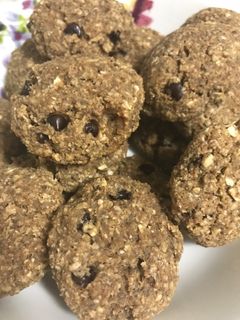 Una foto de Galletas fit con chispas de chocolate