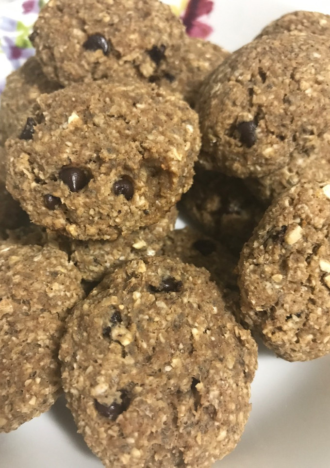 Una foto de Galletas fit con chispas de chocolate