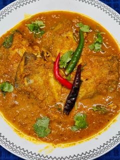 A picture of Small Pomfret Fish Masala.