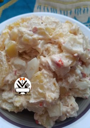 A picture of Potatoe salad.