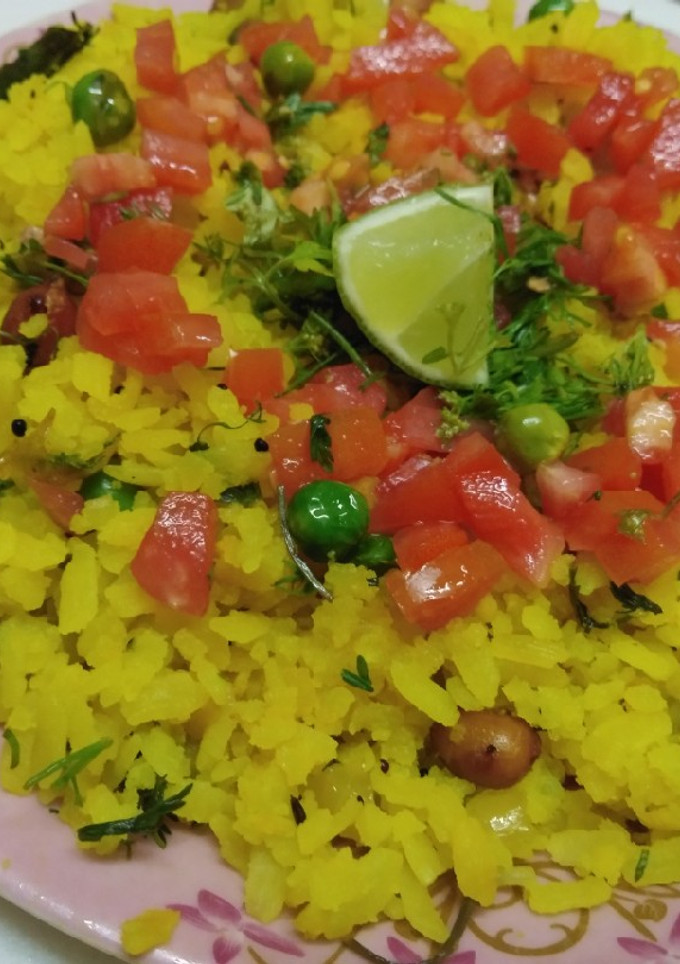 A picture of Kanda poha.