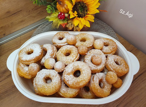 Túrófánk recept fotója