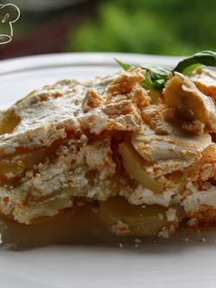 Juhtúrós rakott burgonya recept fotója