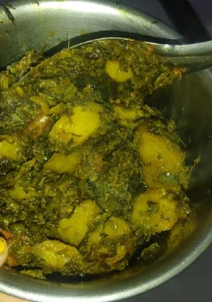 मेथी की भुरजी(methi bhurji recipe in hindi) रेसिपी मुख्य फोटो
