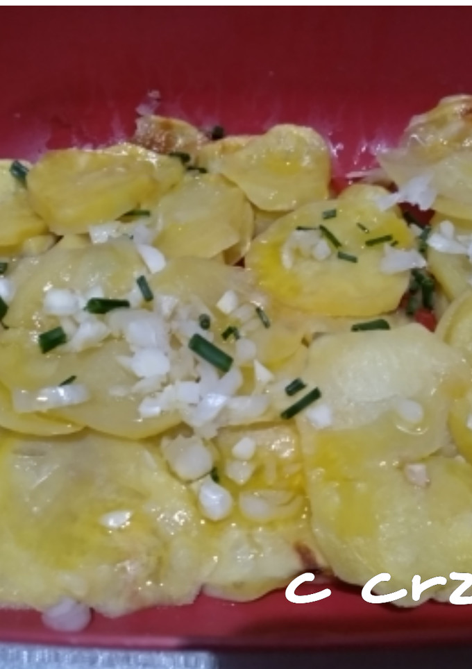 Una foto de Patata con ajo silvestre