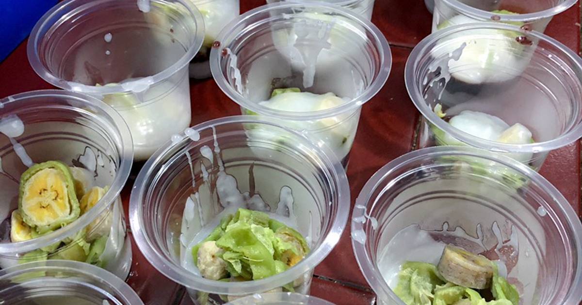 Resep Es pisang ijo jadi ide bisnis oleh diah rizki - Cookpad