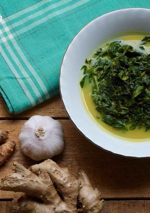 Foto resep Sayur Daun Singkong Kuah Kuning