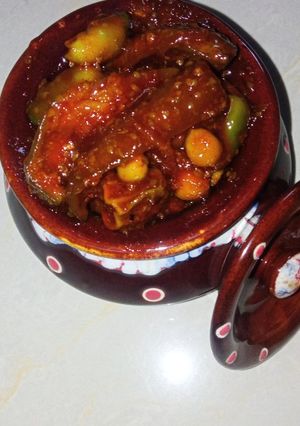 મીક્ષ ગળ્યું અથાણું (Mix Sweet Athanu Recipe In Gujarati) રેસીપી મુખ્ય ફોટો