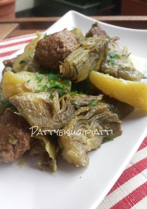 Foto di #boccatv Patate carciofi e salsiccia