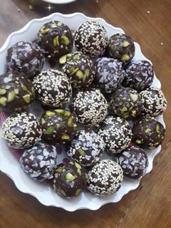 صورة لوصفة كرات التمر