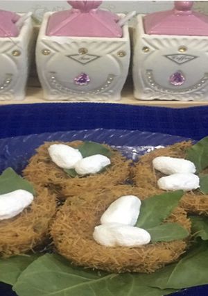 A picture of Chicken bird s nest.