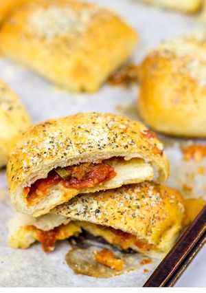 A picture of Stuffed pizza.