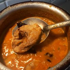 A picture of Fish curry.