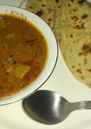 A picture of Gatte ki sabji.