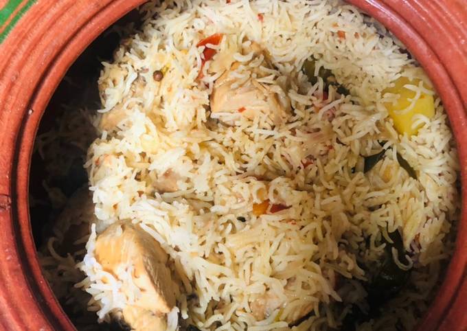How to Prepare Super Quick Homemade Handi Masala chicken Biryani annie ke kitchen se☺️