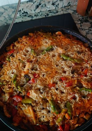 Foto principal de Arroz con Alitas y Verduras