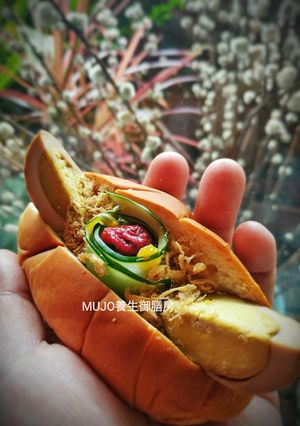 【台南將軍-蘆筍香鬆】蘆筍香鬆滷蛋堡 的食譜成品照片