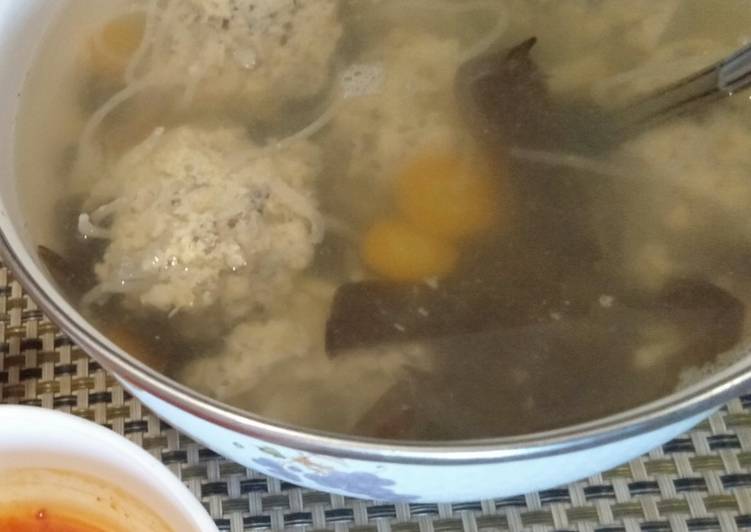 Langkah Mudah untuk Menyiapkan Soup Baso Lohoa (serabut) tuna Anti Gagal