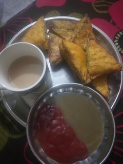 ब्रेड पकोड़े (Bread pakode recipe in hindi) रेसिपी मुख्य फोटो