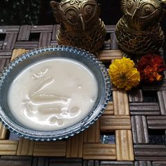 A picture of Chusi pithe.