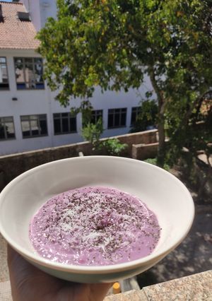 Foto de Papas de côco e frutos vermelhos