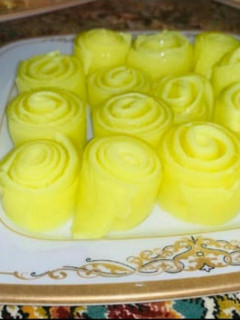 عکسی از دستور ژله رولی😋😋😋