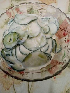 Kefires uborkasaláta recept fotója
