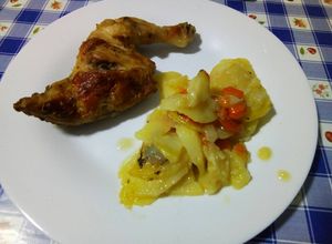 Una foto de Zancos de pollo al horno con vino blanco